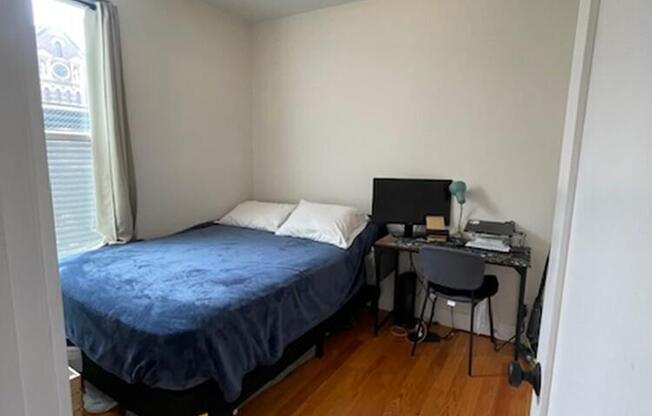 564 PRESIDENT ST
