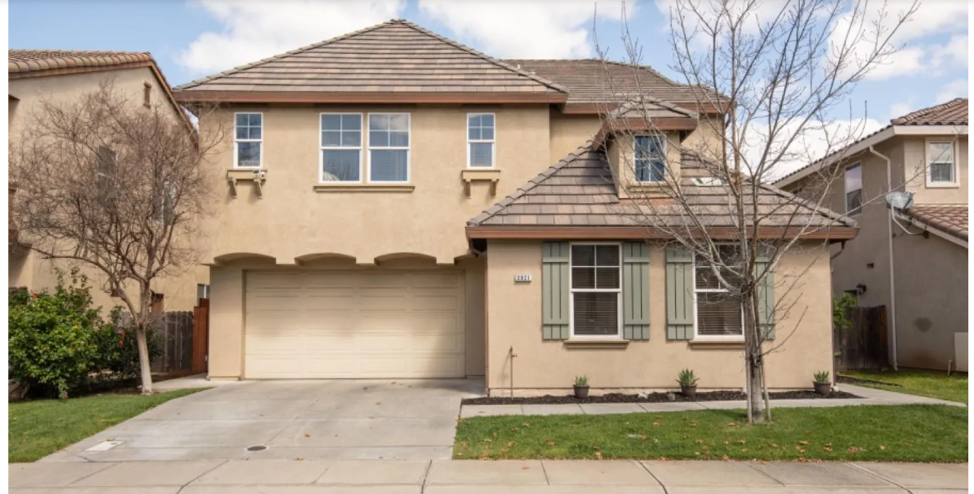 Available now! 5 Bedrooms and 4 full Bathrooms