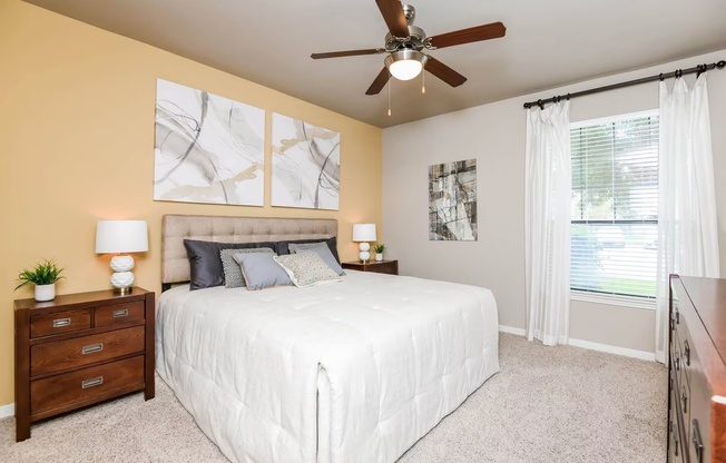 4598 APACHE PT DR