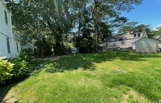 3811 CHATHAM CIR