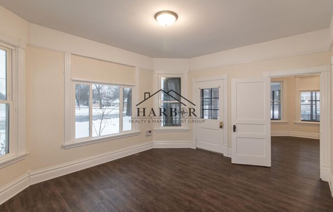 867 8th Avenue SE - 2