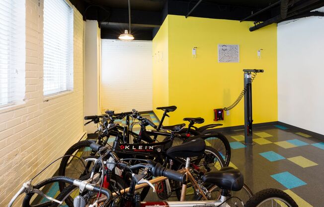 2 beds, 2 baths, $1,999, Unit 309