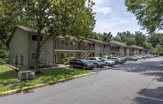 Rustic Springs Condominiums – 1 Bed / 1 Bath Condo in NW Gainesville