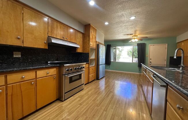 Midcentury 3-Bedroom Home Near the Las Vegas Strip