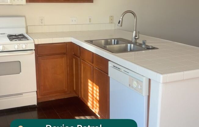 1 bed, 1.5 baths, $1,995, Unit # 3004