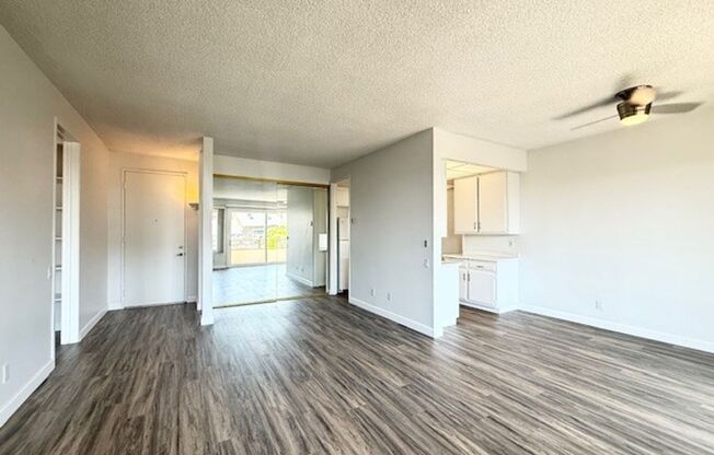 13801_FRONT STREET