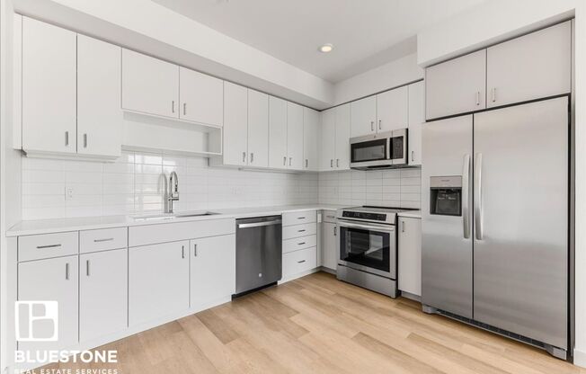 2 beds, 2 baths, 950 sqft, $2,199, Unit 202