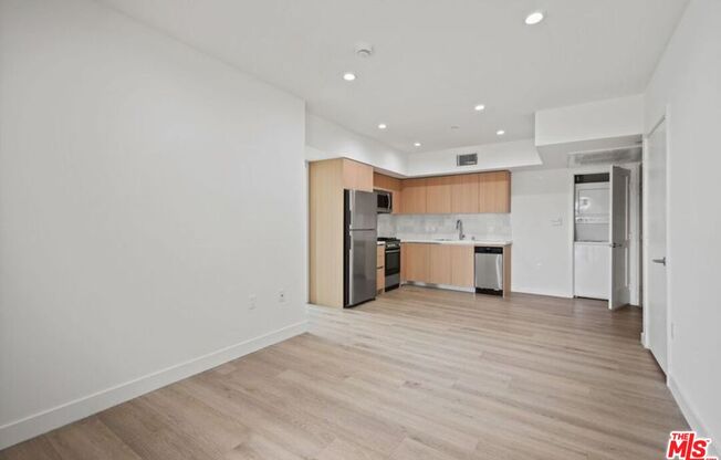 1 bed, 1 bath, 450 sqft, $2,495, Unit 102