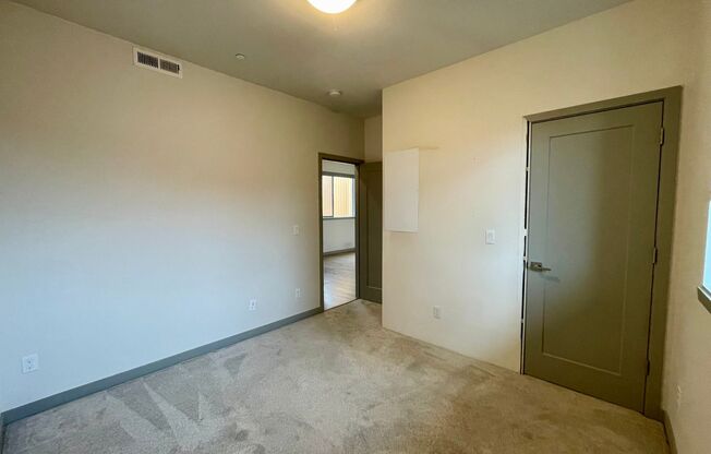 2 beds, 1 bath, $1,795