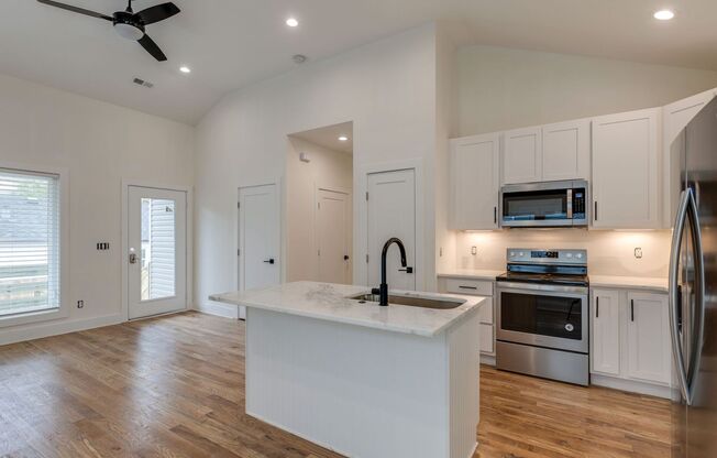 Modern Nations Home | 2 Bed, 2 Bath | 900 Sq Ft | $2,500/mo | Available Now (Furnished or Unfurnished)