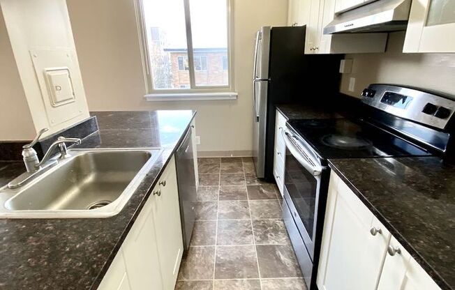 2 beds, 1 bath, 785 sqft, $2,200, Unit 501