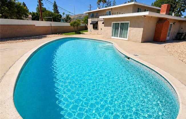 10661 CORALINE PL