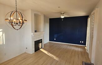 2bed - 2bath Upper unit in Rancho SD