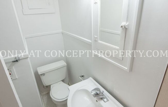 1 bed, 1 bath, 500 sqft, $999, Unit 13