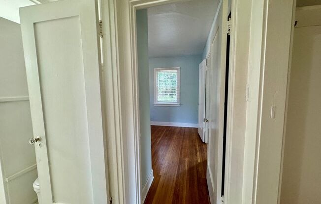 GILLETTE CRESCENT