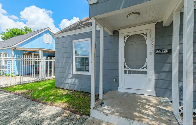 Charming Front Unit