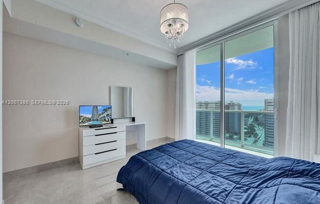3 beds, 3 baths, 1,744 sqft, $4,800, Unit 1945 S Ocean Dr # 2101