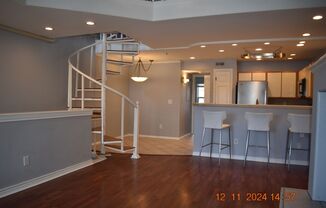 3 beds, 2 baths, $2,400, Unit Unit G