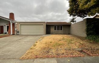 33120 Lake Mead Drive