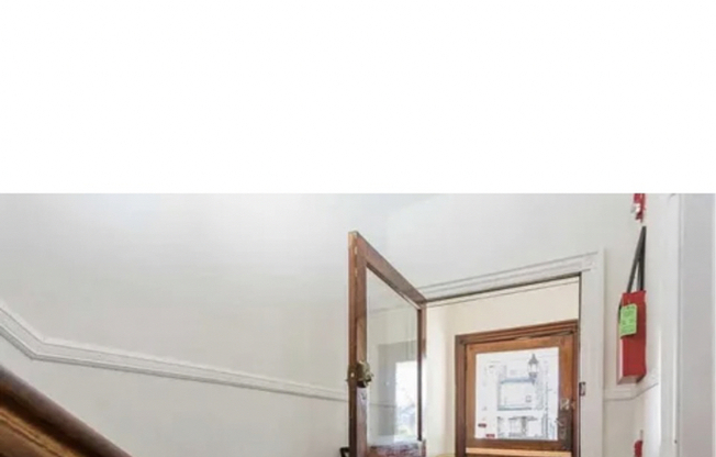 5111 WAYNE AVE