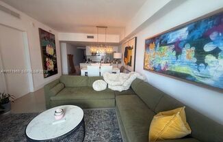 2 beds, 2.5 baths, $3,900, Unit # 3803