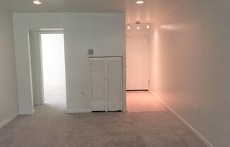 1 bed, 1 bath, $1,565, Unit Unit T2