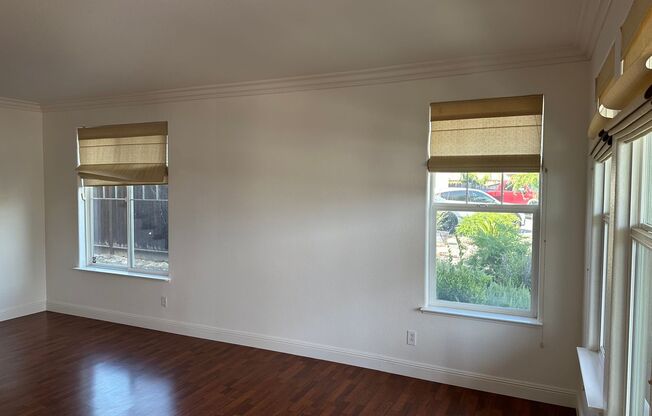 WONDERFUL BRENTWOOD FAMILY HOME! IDEAL CUL DE SAC LOCATION!