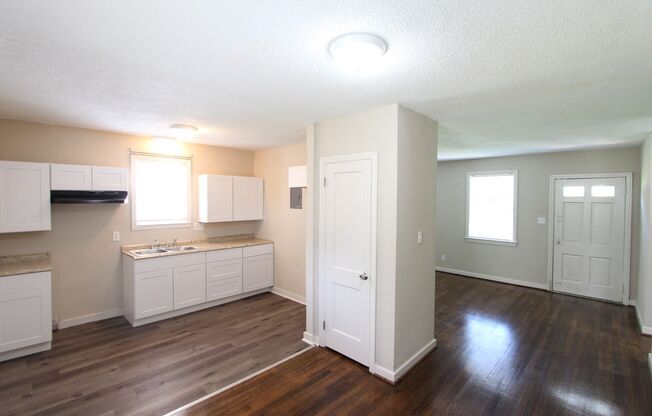 3 BR 1BA - Cute and Classic Charmer!!