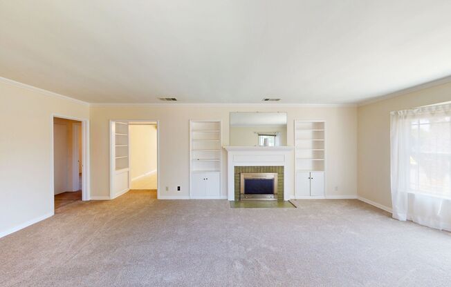 4 Bedroom, 2 Bathroom Single-Story house for rent in Alhambra