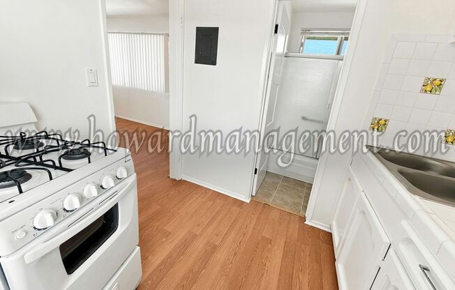 560 Grand