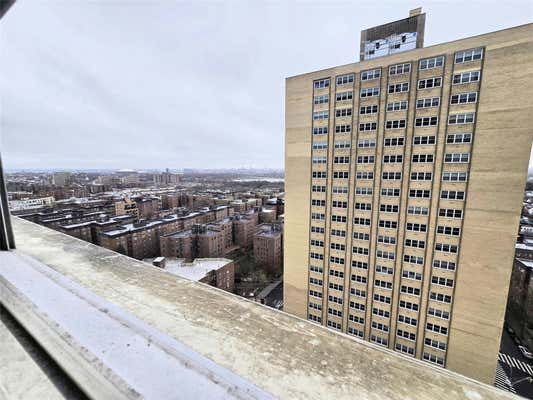 1 bed, 1 bath, 750 sqft, $3,200, Unit 21K