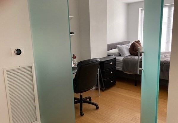 1 bed, 1 bath, 663 sqft, $3,400, Unit 510