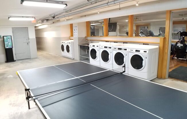 1 bed, 1 bath, 725 sqft, $1,850, Unit Apt. 1O (Furnished)