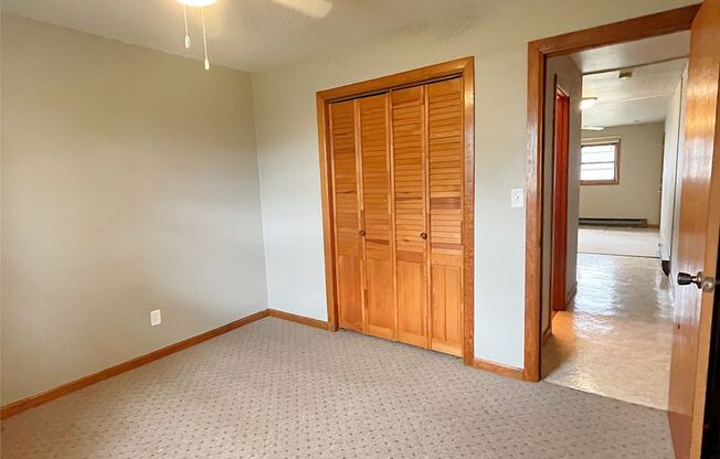 2 beds, 1 bath, 600 sqft, $699, Unit 723 N 7th St Unit 3