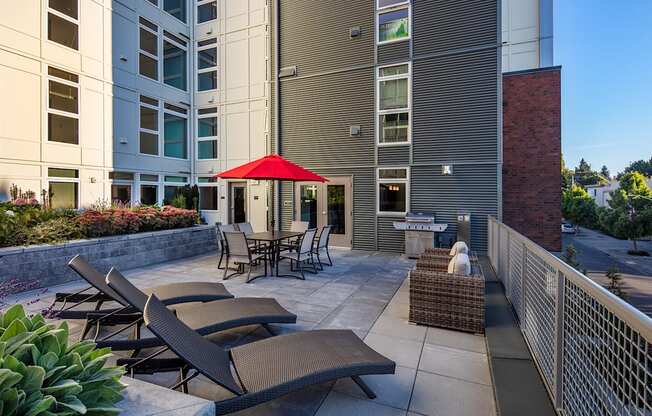 courtyard with seating