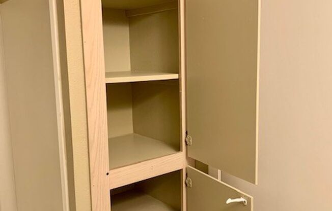 1 bed, 1 bath, 750 sqft, $1,595, Unit 408