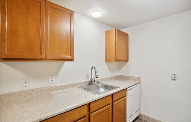 1 bed, 1 bath, 582 sqft, $1,450