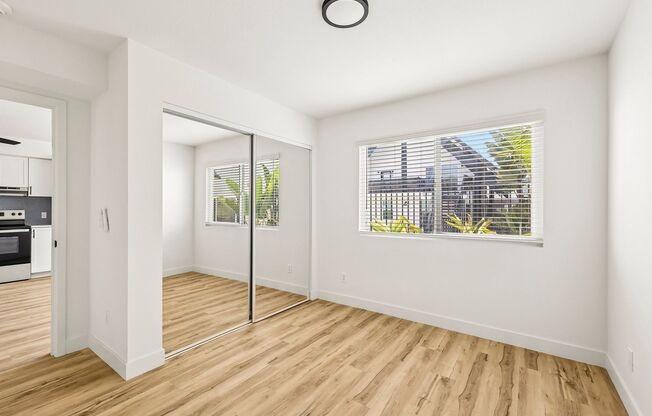 3 beds, 3 baths, 835 sqft, $3,395, Unit 22