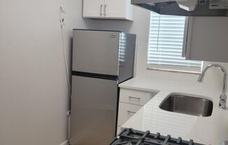 1 bed, 1 bath, $1,200, Unit 3