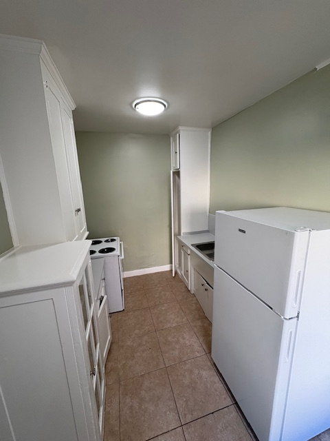 2624 FOOTHILL BLVD