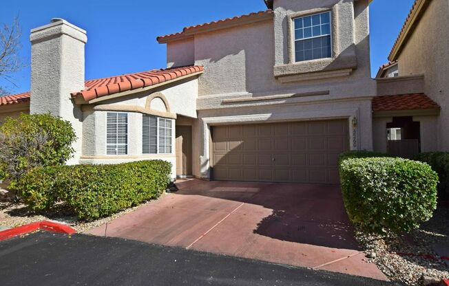 GREAT HOME IN A GREEN VALLEY LOCATION!
