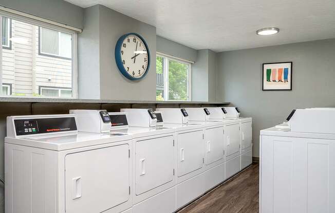 Broadway Center | Laundry