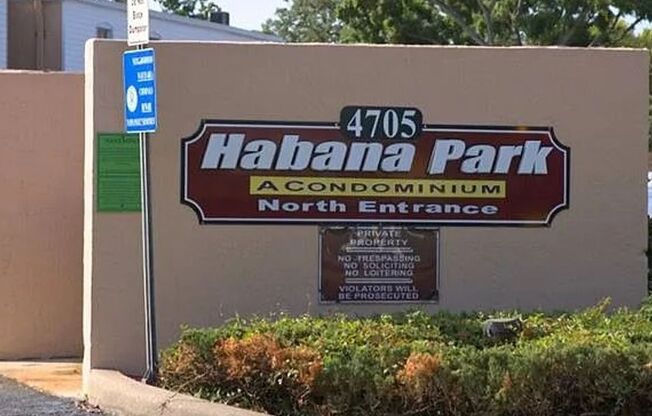Charming 2- Bedroom 1-bath unit at Habana Park!