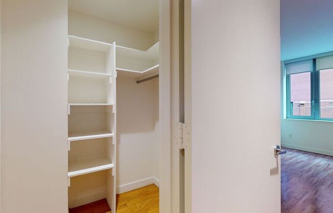 Studio, 1 bath, 424 sqft, $4,602, Unit 1009
