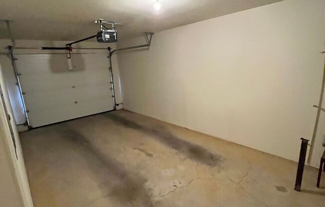 2 beds, 2 baths, 1,350 sqft, $1,650, Unit 111
