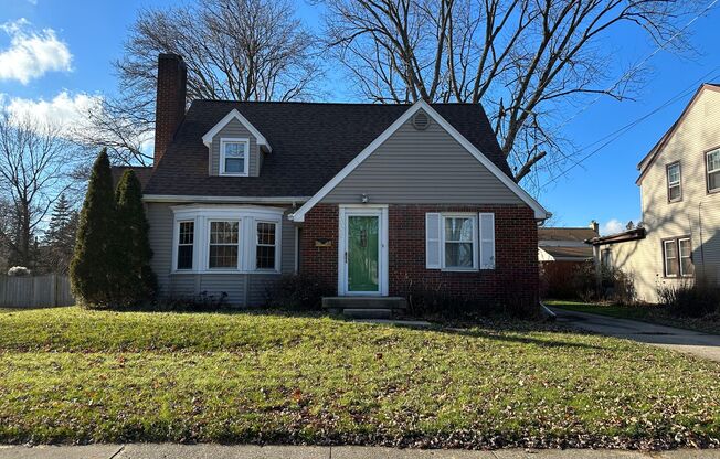 1006 S Wisner-Charming Single Family Home