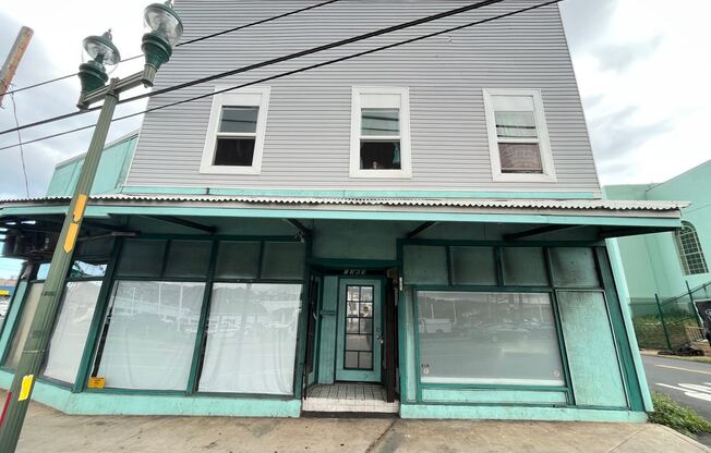 965 Kamenani St.