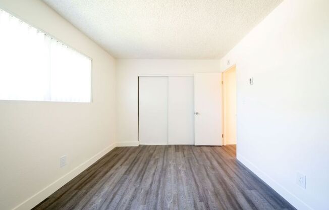 3 beds, 2 baths, 1,200 sqft, $2,900, Unit 633-35