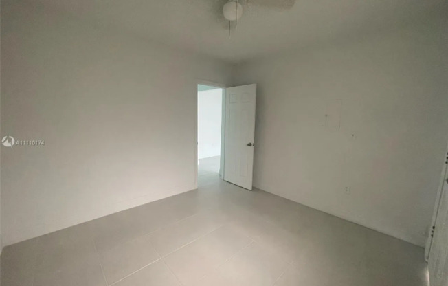 2622 NW 24 ST