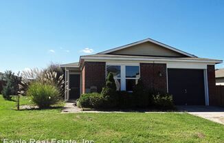 3051 Lakeland Dr